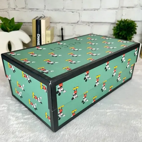 SOLD!! Gucci X Disney Mickey Mouse Large Shoe Box and dust bag STORAGE or decor! - Picture 4 of 10